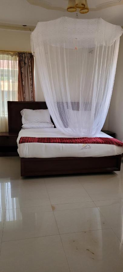 Glory Summit Hotel Hoima Εξωτερικό φωτογραφία